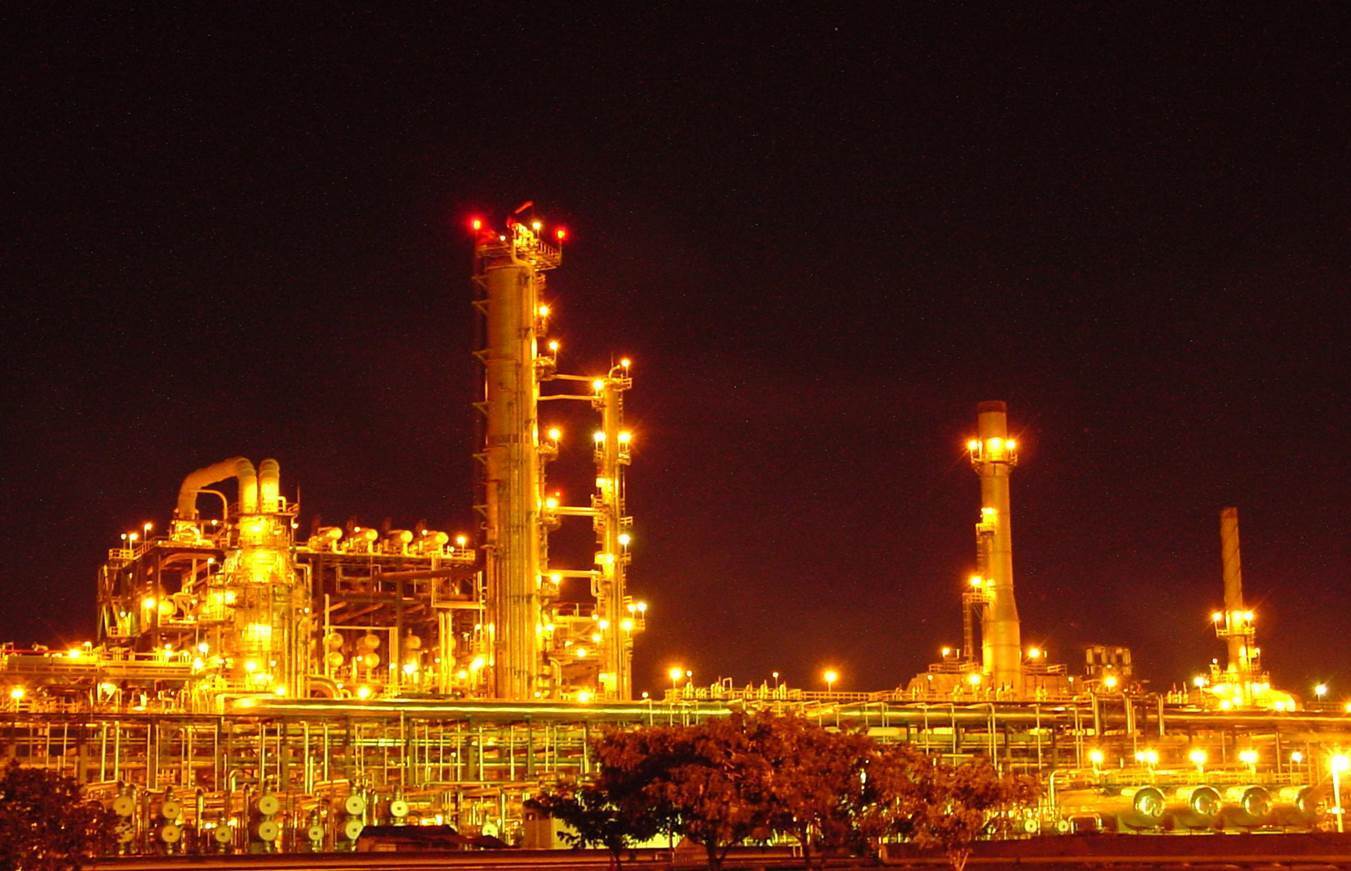 Nombre:  refiner--a-Madero.jpg
Visitas: 75
Tama�o: 122.0 KB
