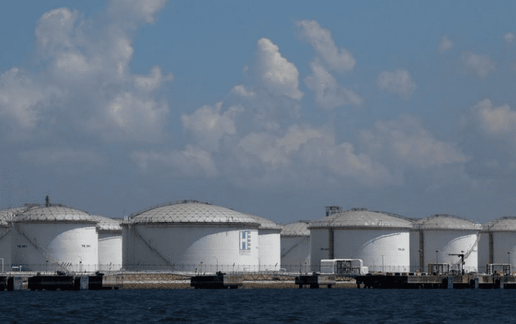 Nombre:  petroleo_crop1564174946454.png_1424093366.png
Visitas: 467
Tamao: 86.2 KB