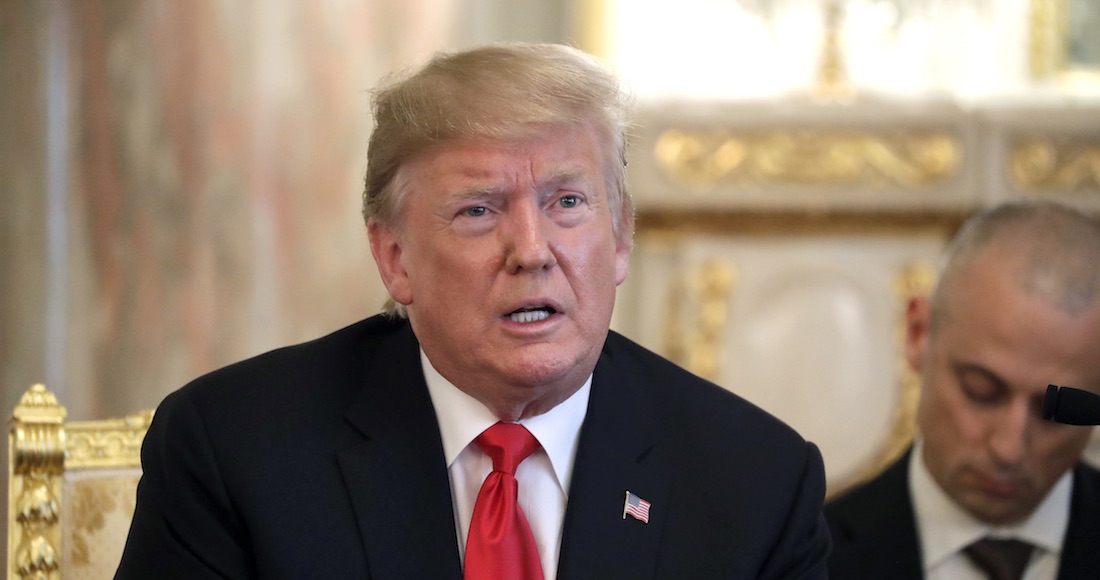 Nombre:  trump-3.jpg
Visitas: 609
Tamao: 100.9 KB