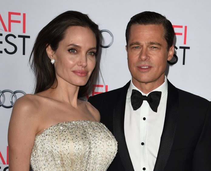 Nombre:  brad-pitt-dentro-696x565.jpg
Visitas: 40
Tama�o: 58.2 KB