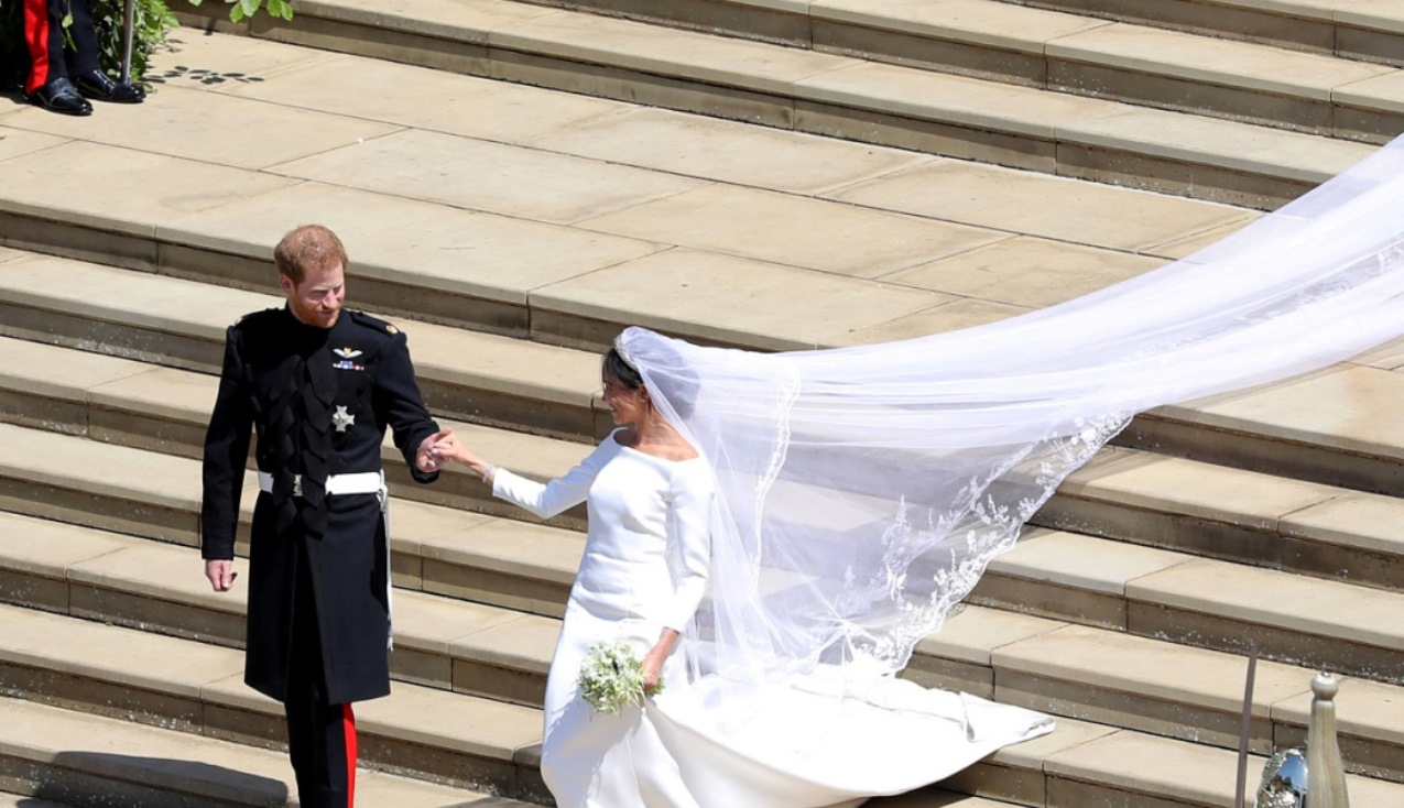 Nombre:  vestido-de-megan-y-enrique-archivook.jpg
Visitas: 57
Tamao: 210.6 KB