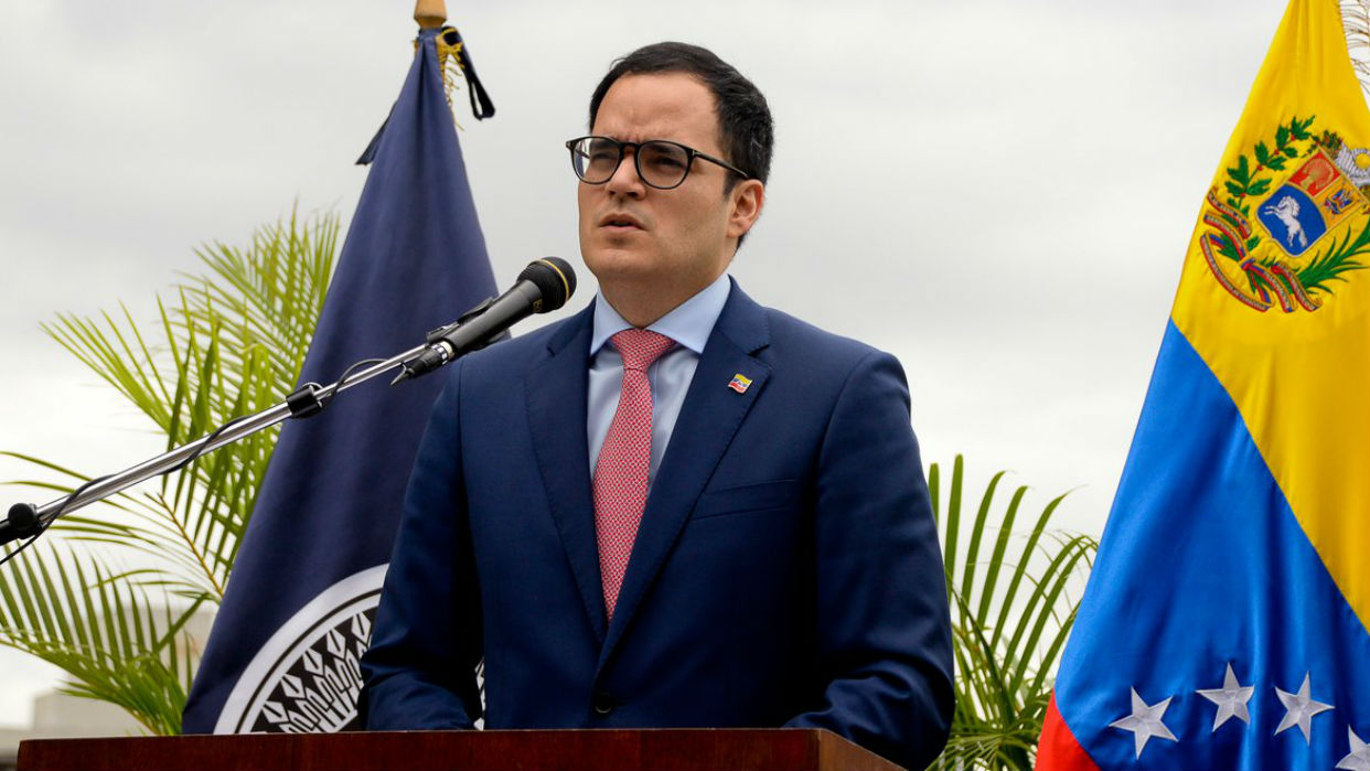 Nombre:  calixto-ortega-sanchez-2011.jpg
Visitas: 41
Tamao: 144.6 KB
