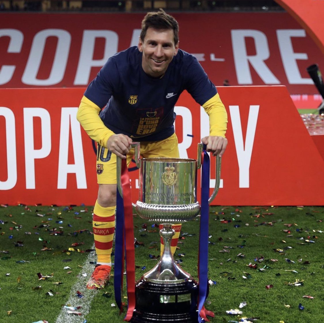 Nombre:  Nuevo_record_de_Leo_Messi.jpg
Visitas: 127
Tamao: 194.2 KB