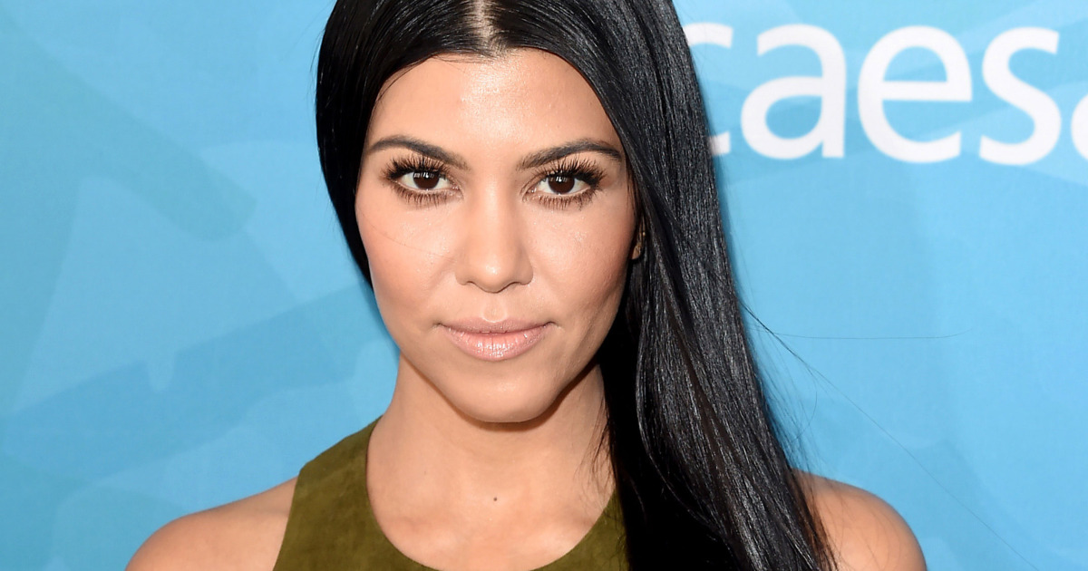 Nombre:  08-kourtney-kardashian-1.w1200.h630.jpg
Visitas: 71
Tama�o: 163.1 KB